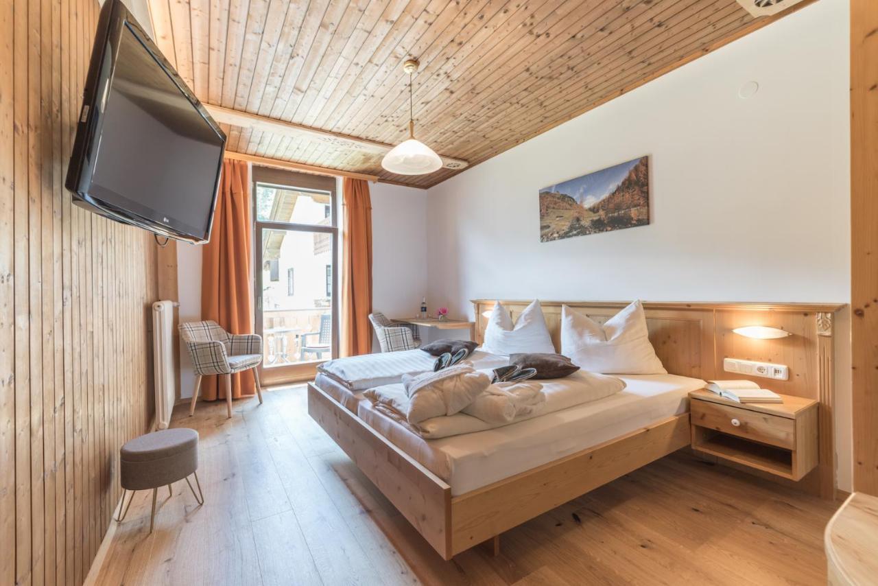 Double Room with Balcony,1118604474:JPEG
