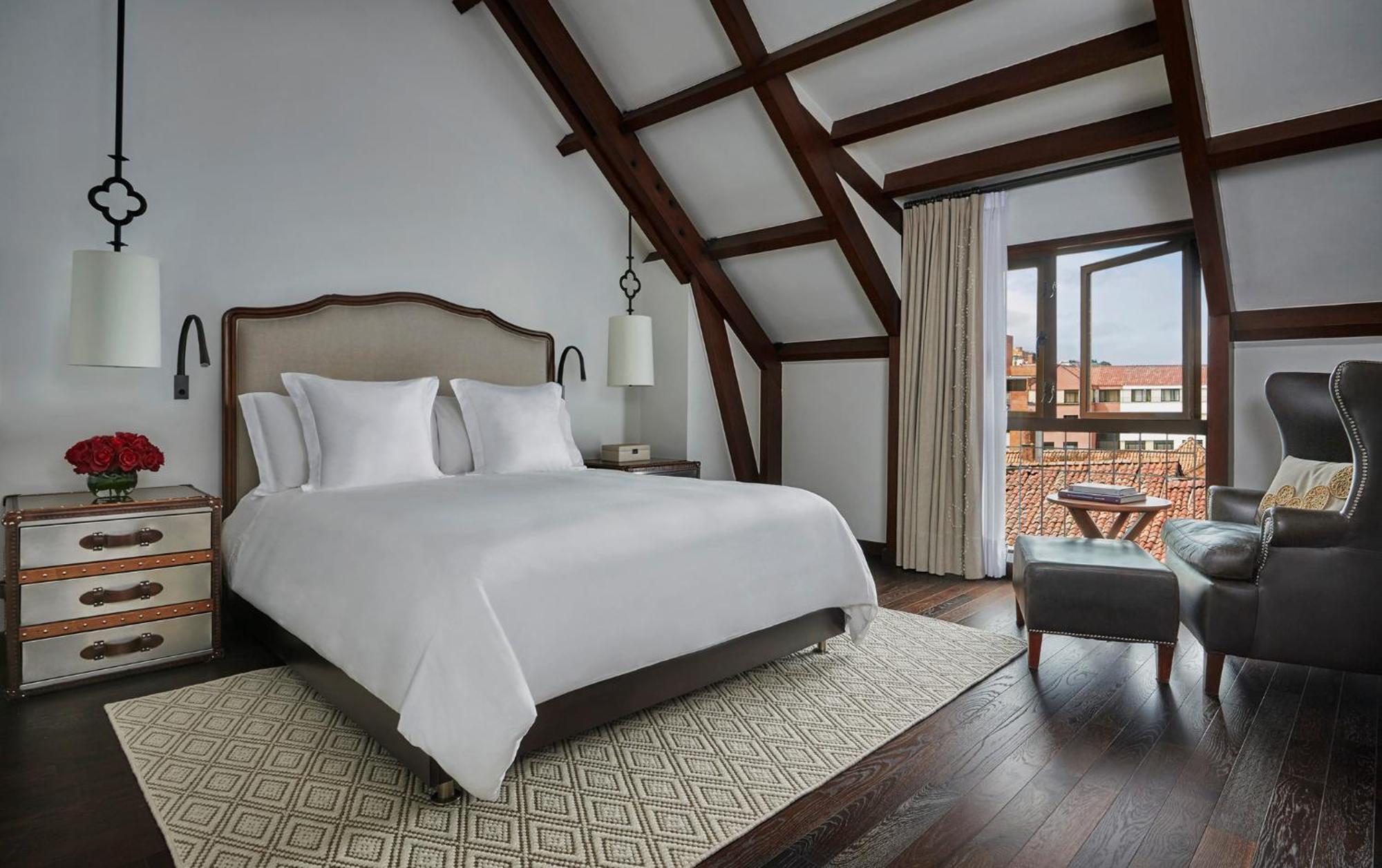 Deluxe Room,1213568293:JPEG