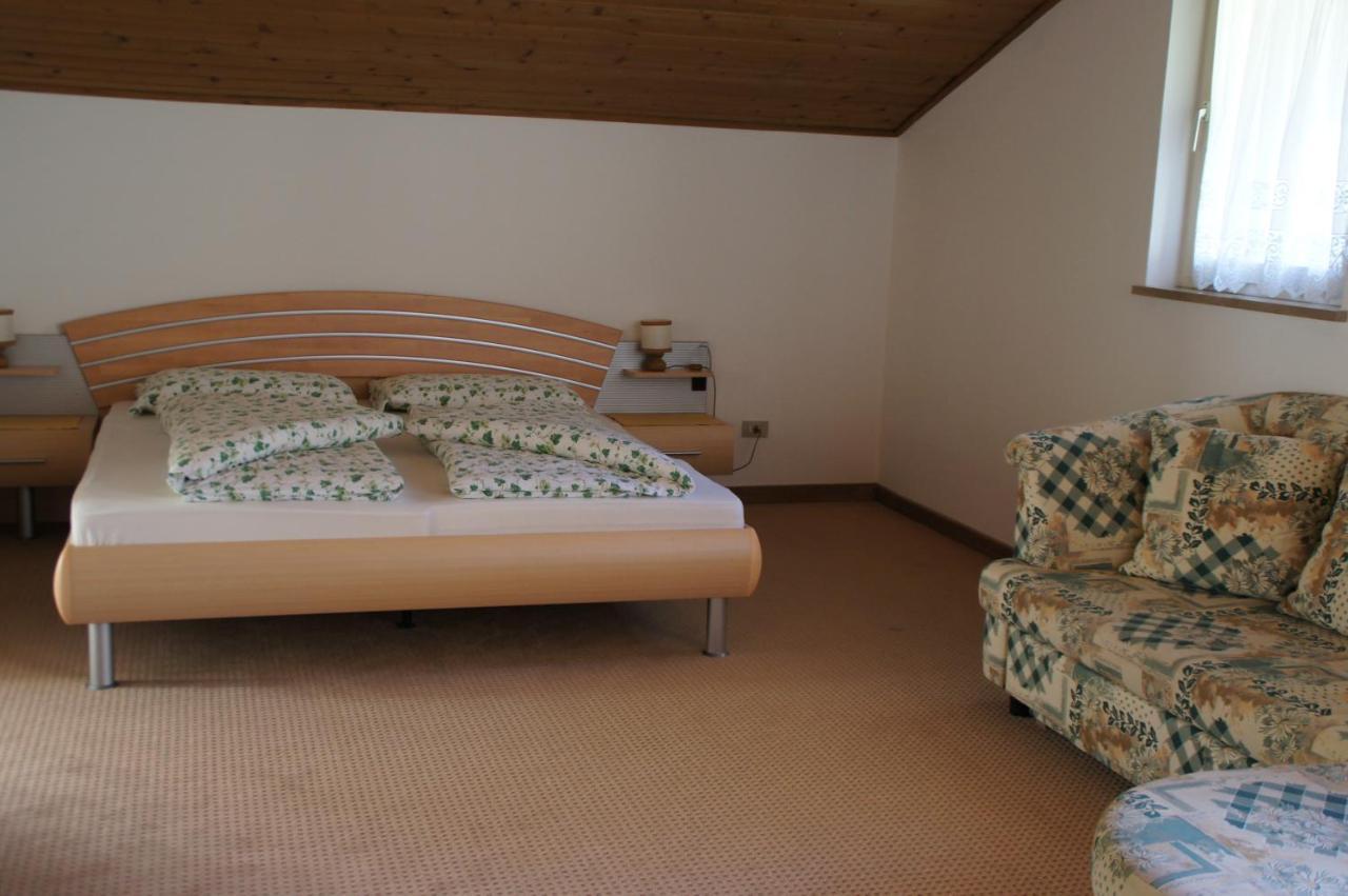 Double Room with Balcony,1487999839:JPEG