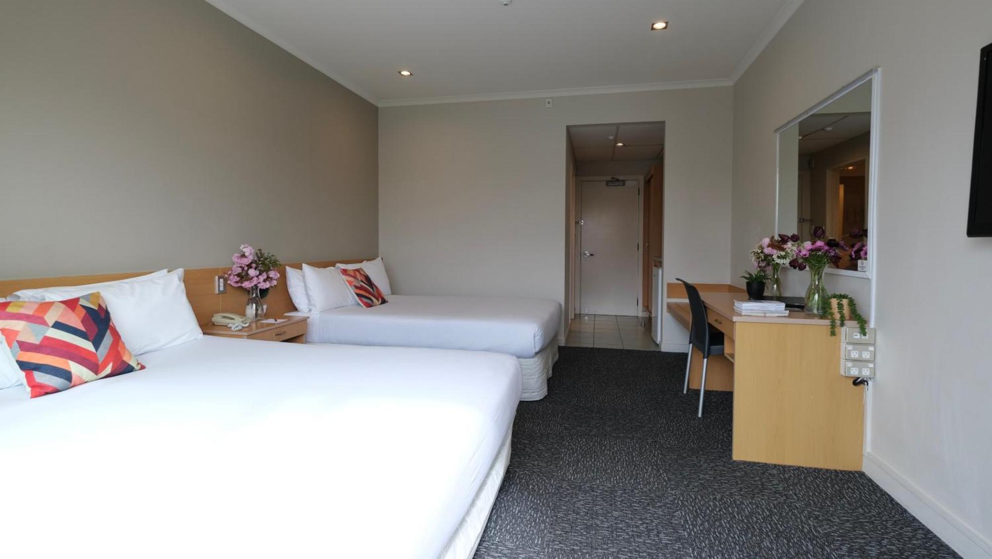 Deluxe Room,1543909876:JPEG