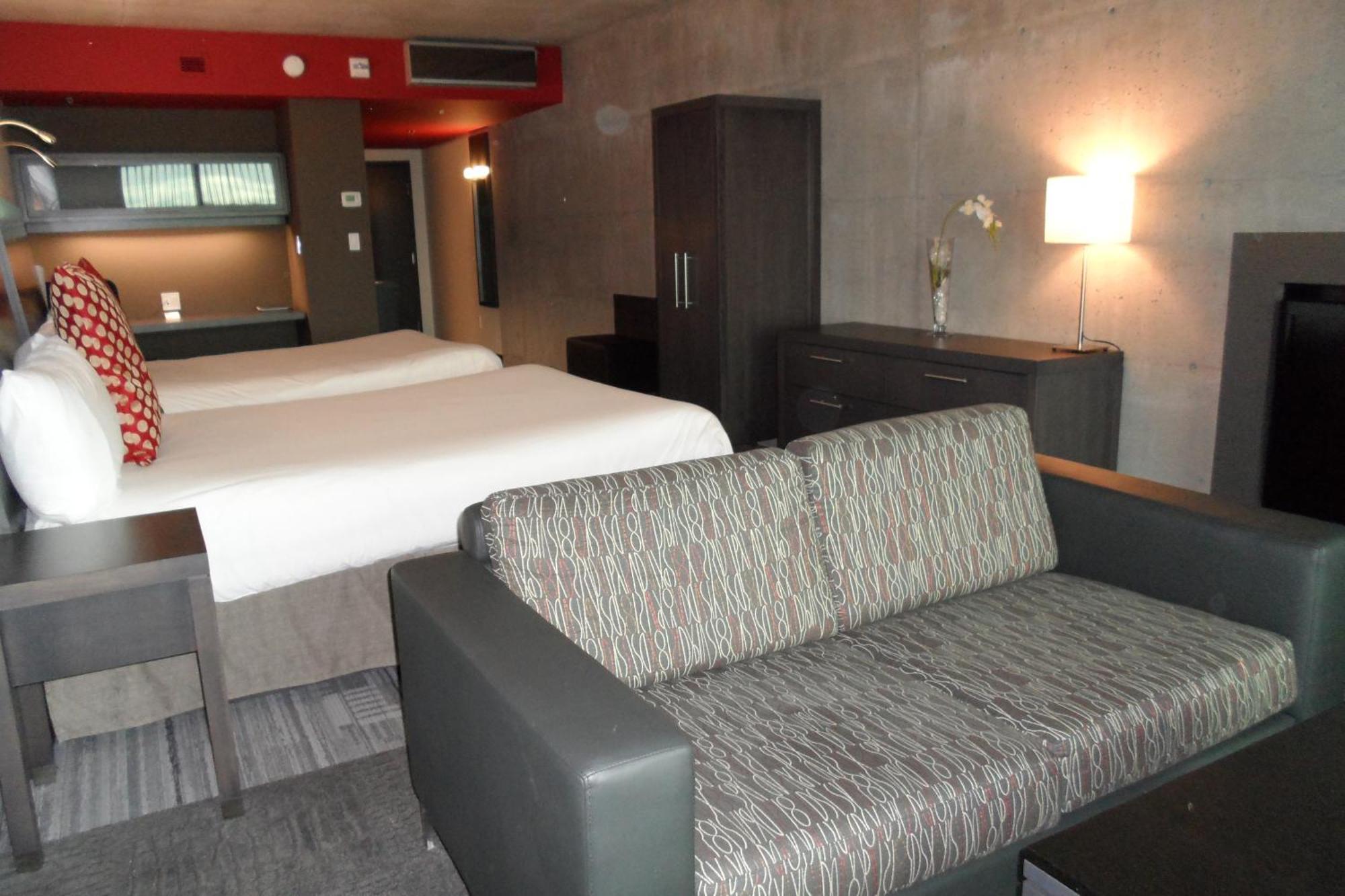 Suite Lake View,1615653952:JPEG