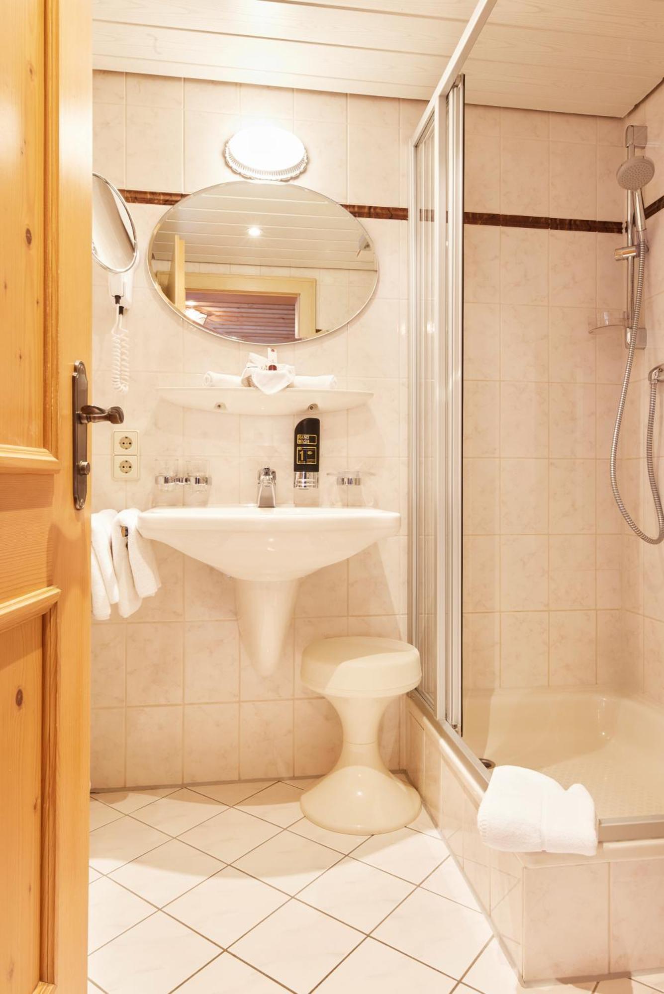 Großes Doppelzimmer