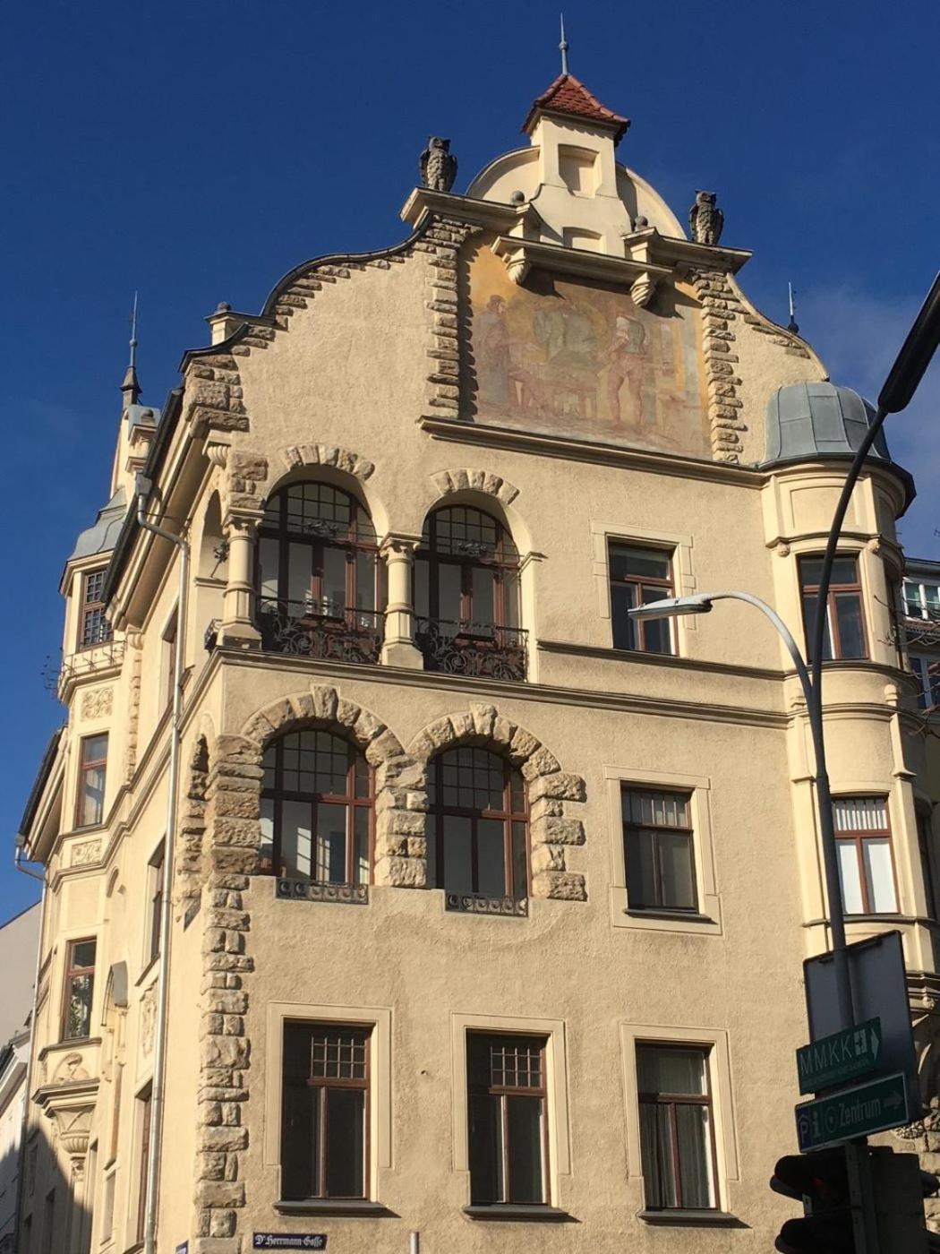 Deluxe Suite,1628636414:JPEG