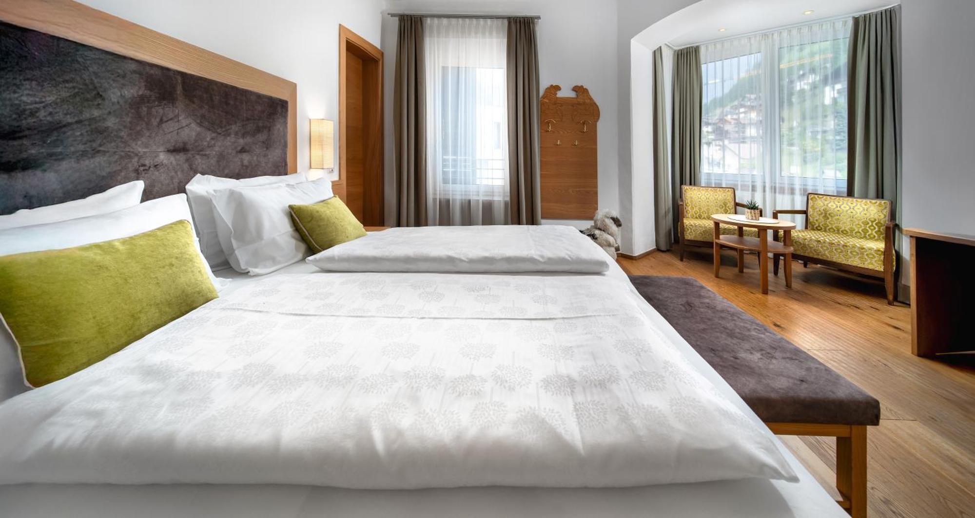Double or Twin Room Balcony