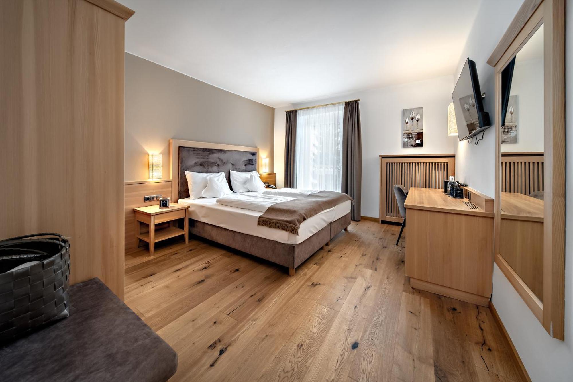 Double or Twin Room Balcony