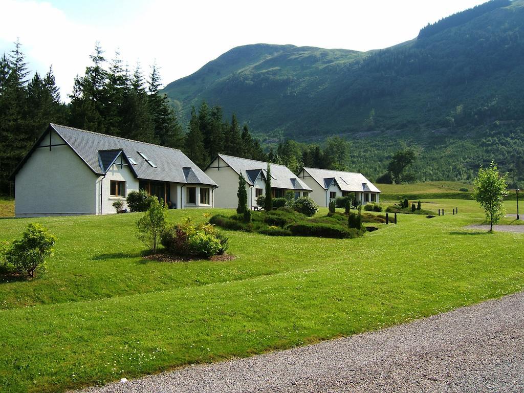 Three-Bedroom House,1336214150:JPEG