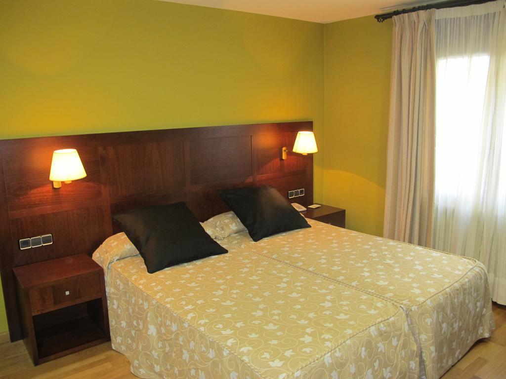Double Room with River View,272127633:JPEG