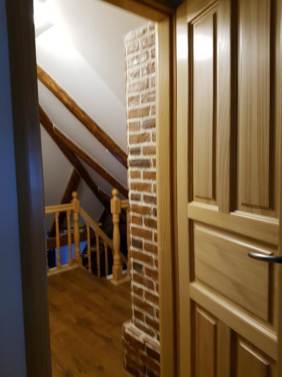 Standard Family Room,445905609:JPEG