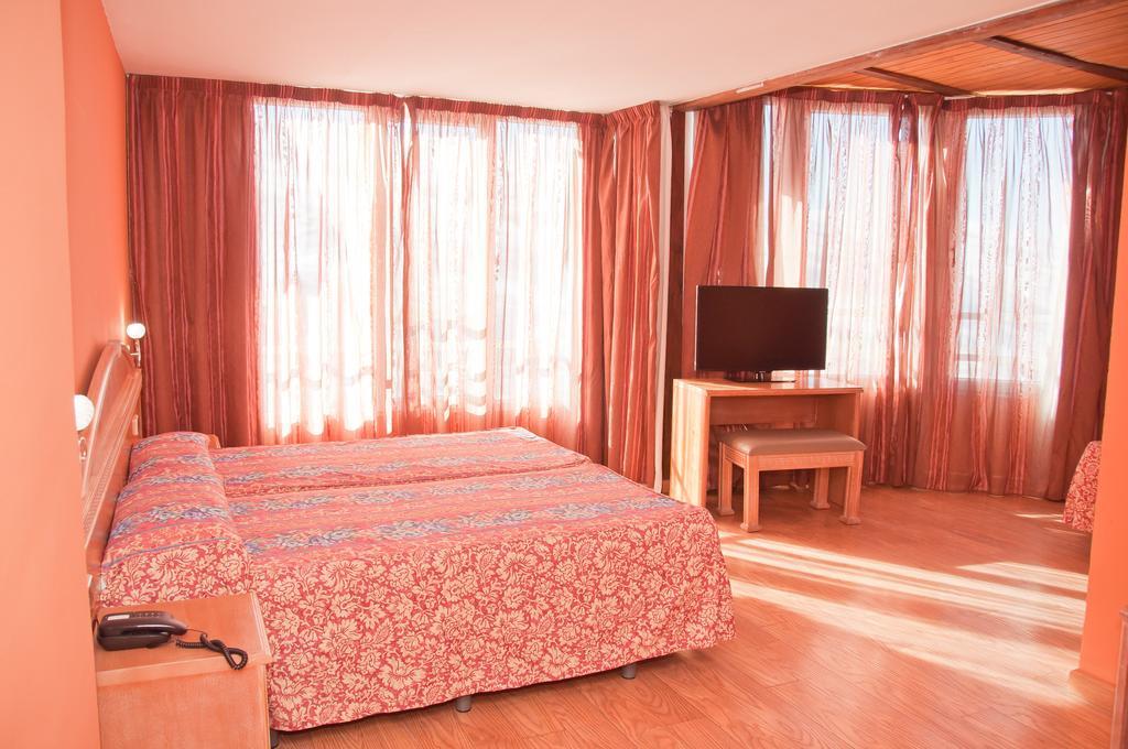 Tweepersoonskamer met Extra Bed