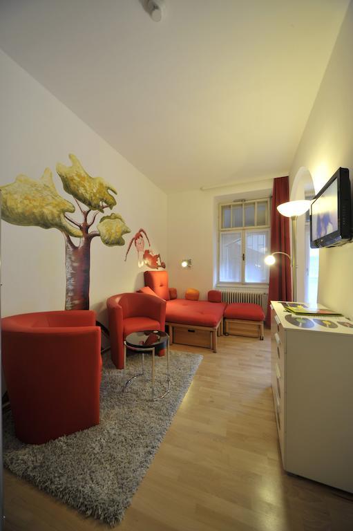Family Apartment,44789032:JPEG