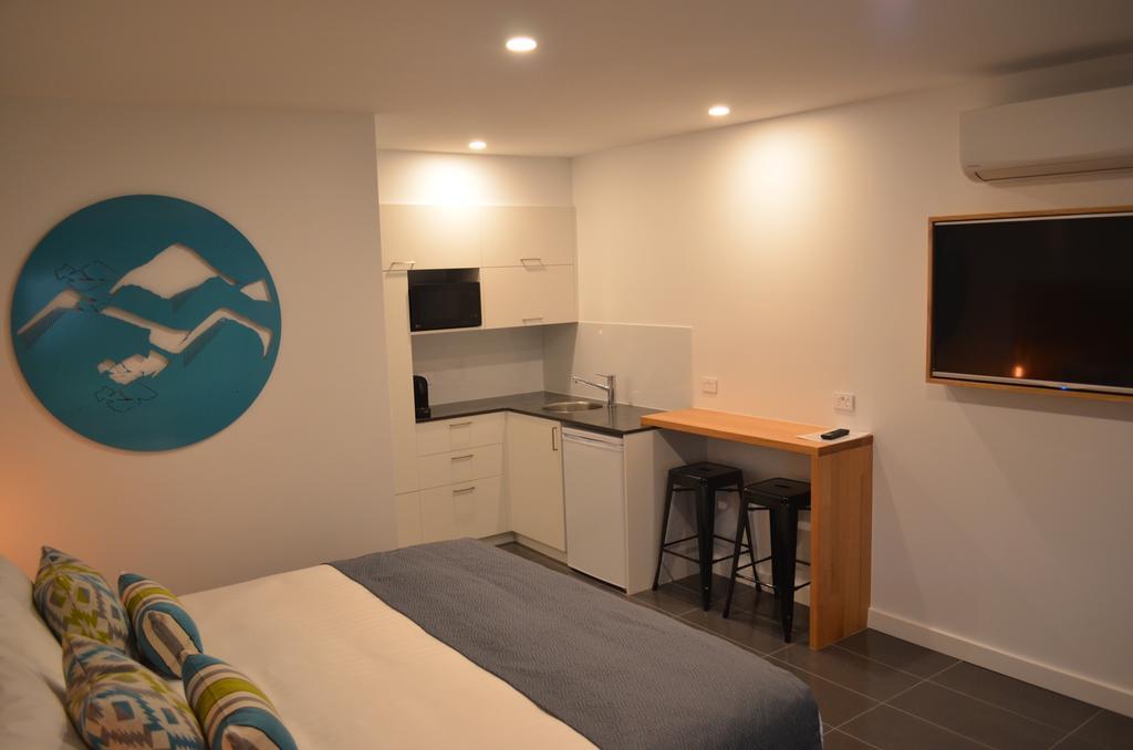 Deluxe King Suite,484926096:JPEG