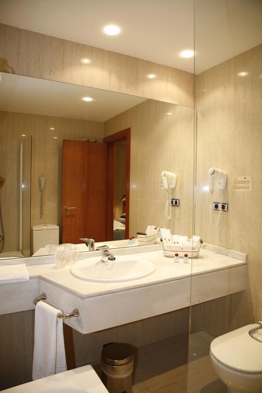 Double or Twin Room,67047145:JPEG
