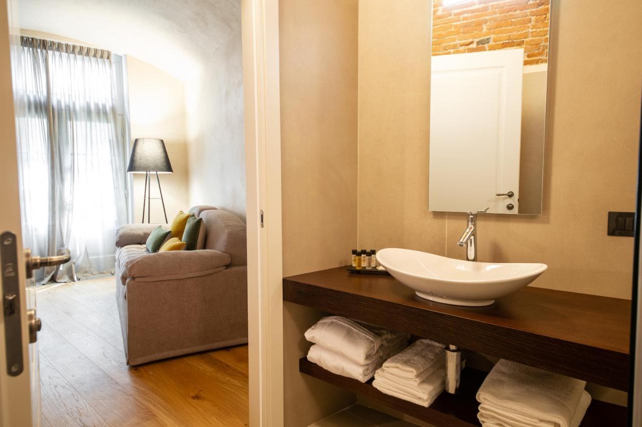 Deluxe Family Suite