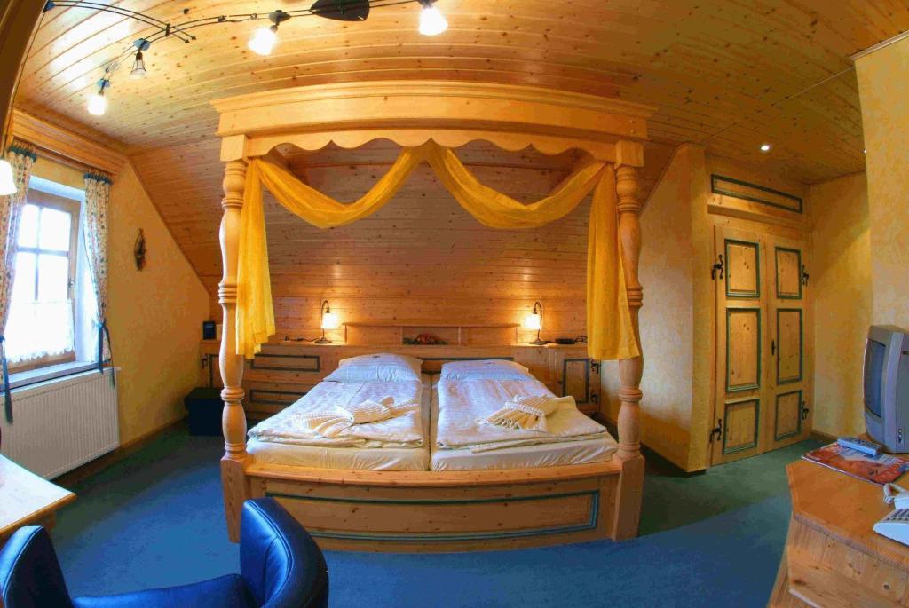 Dreibettzimmer