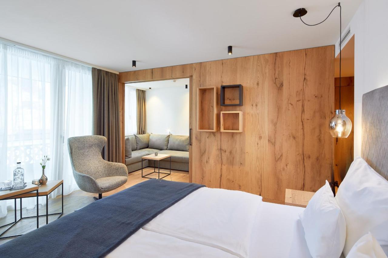 Premium Suite