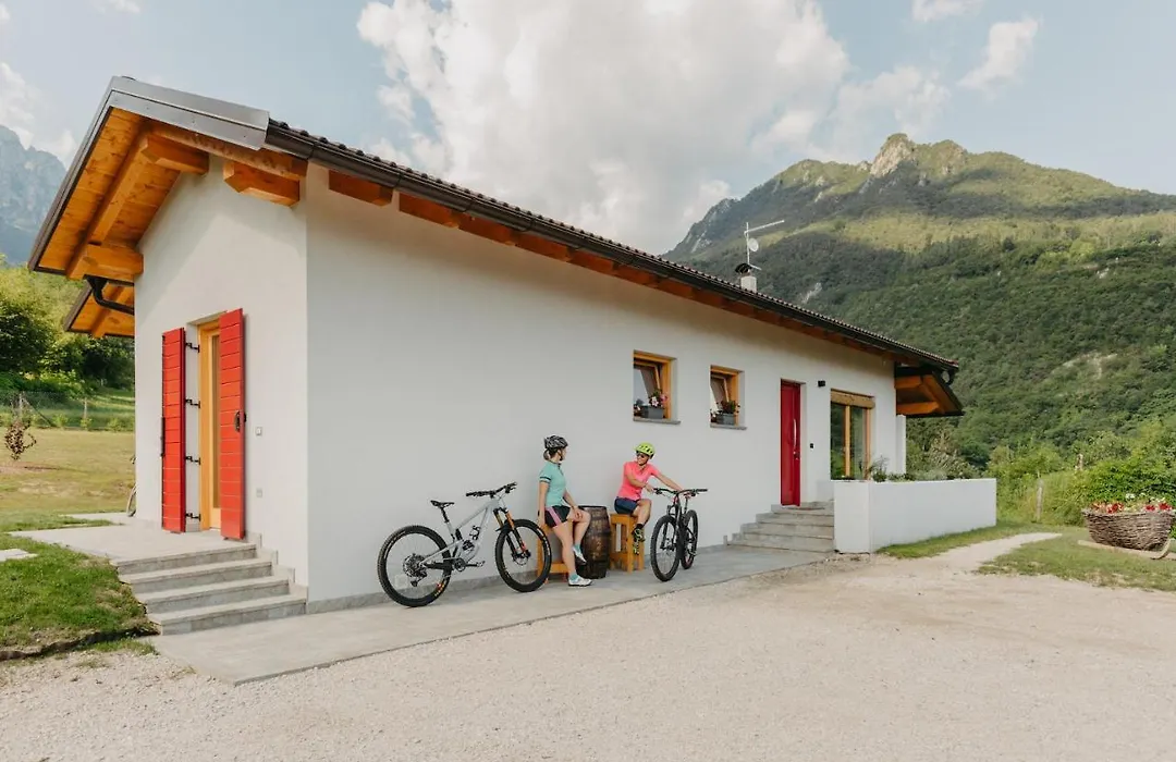 La Tana Del Lupo B&B, Family And Outdoor Sports-1