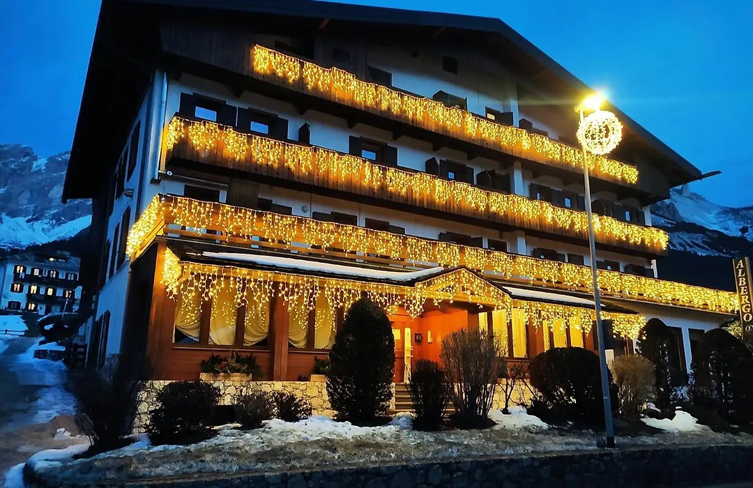 Hotel Albergo Dolomiti-1