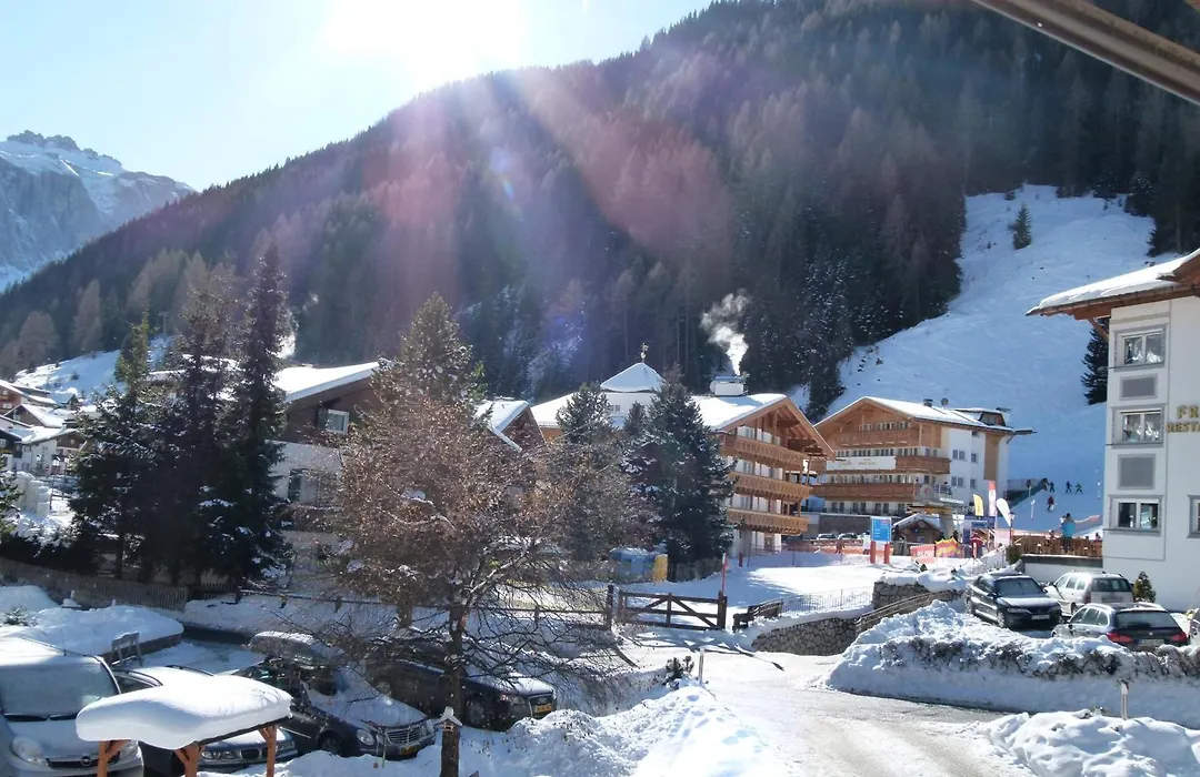 Chalet Elisabeth Dolomites Alpin & Charme-1