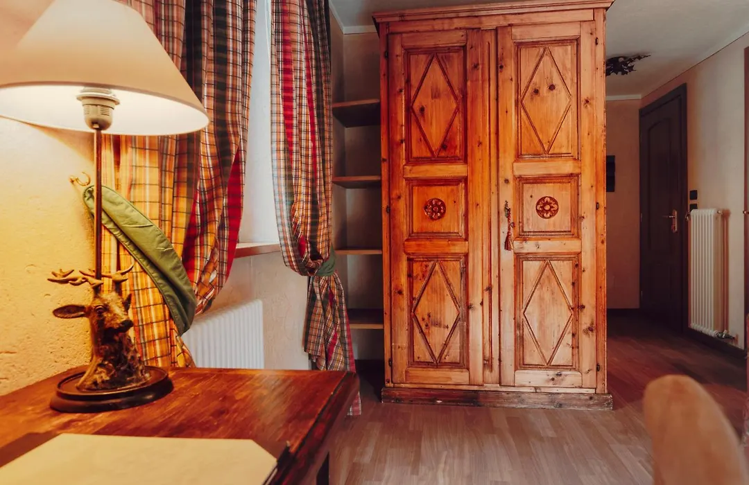 Villa Novecento Romantic Hotel - Estella Hotels Italia-1