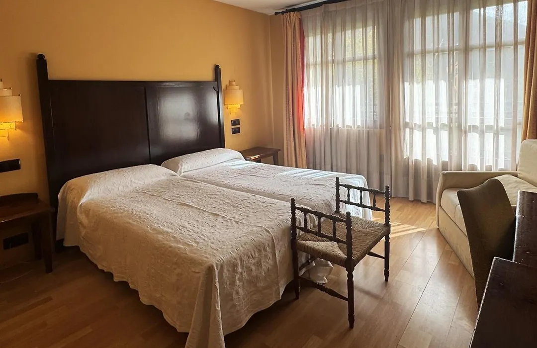Hotel Cotiella-1