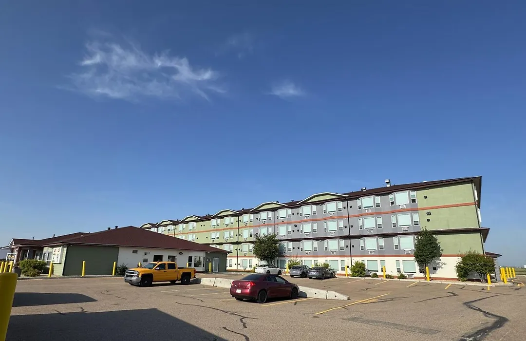 Western Budget Motel Leduc #3-1