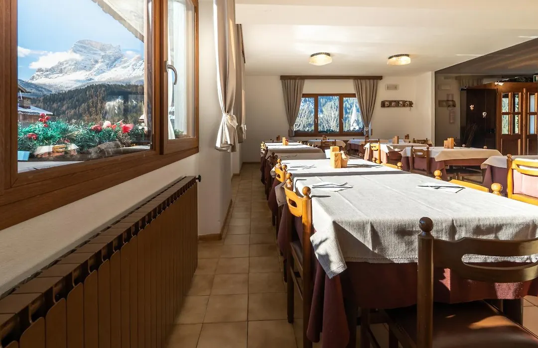 Hotel Oasi-1