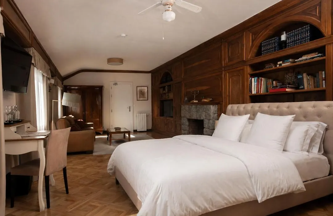 Angelats Hotel - A Signature Boutique Hotel & Restaurant-1