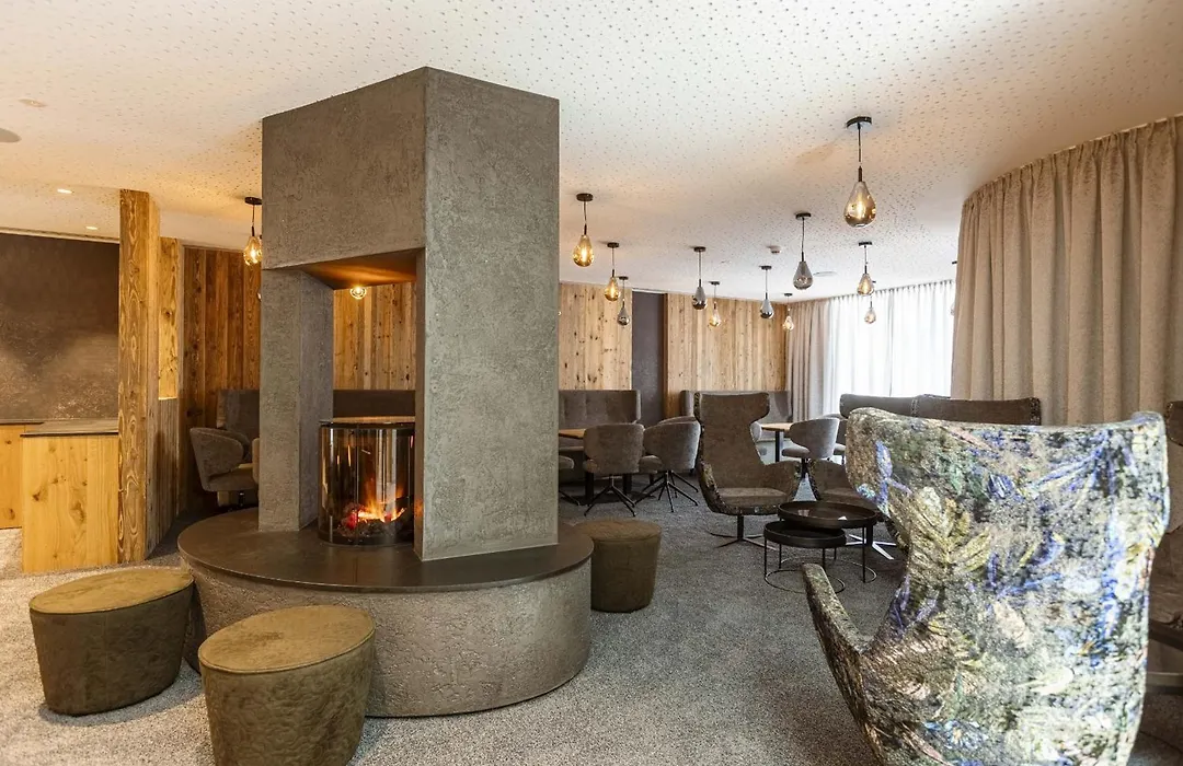 Zillertal Suites Fuegen By Alps Resorts-1