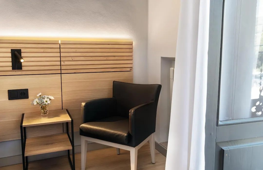 Hospedium Hotel Lleida-1