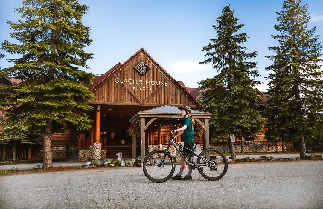 Glacier House Hotel & Resort-1