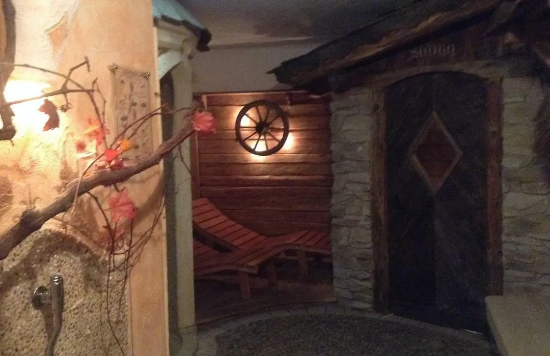Garni Eden Bed And Breakfast-1