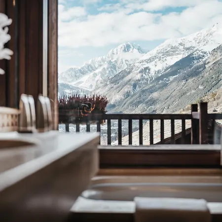 Relais Mont Blanc Hotel & Spa-2