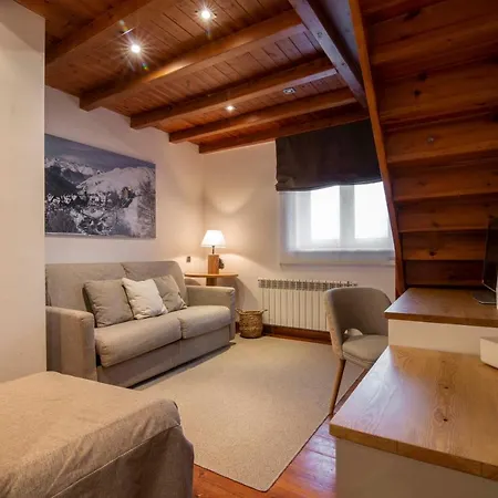 Eira Ski Lodge-3