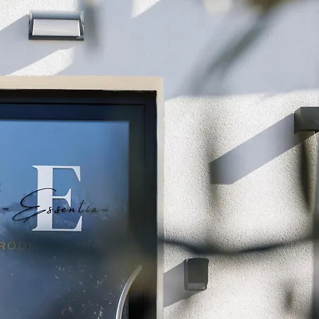 Essentia Rooms & Relax-3