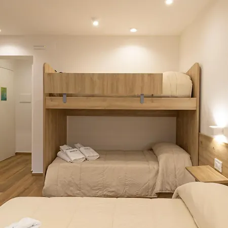 B&B Loricaly-3