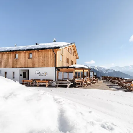 Berggasthaus Edelweisshütte Ladurns-3