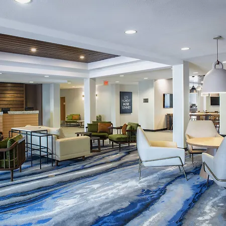 Fairfield Inn & Suites By Marriott Kelowna-3