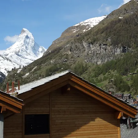 The Phoenix Fitness Hotel & Free Spa Access At Alpen Resort-2