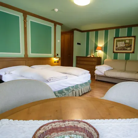 Hotel Compagnoni-3