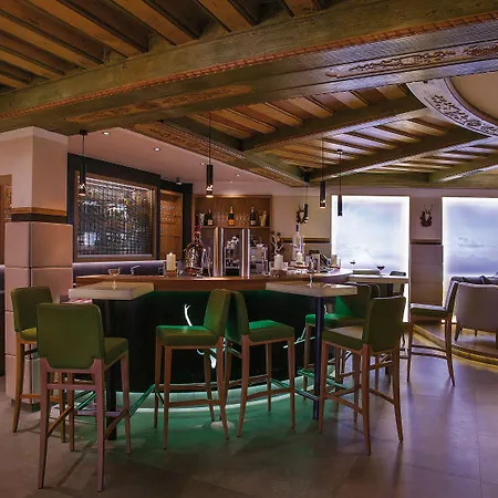 Hotel Piz Buin-3