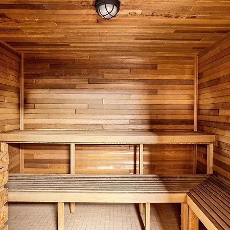 Glacier & Mountaineer Lodge-2