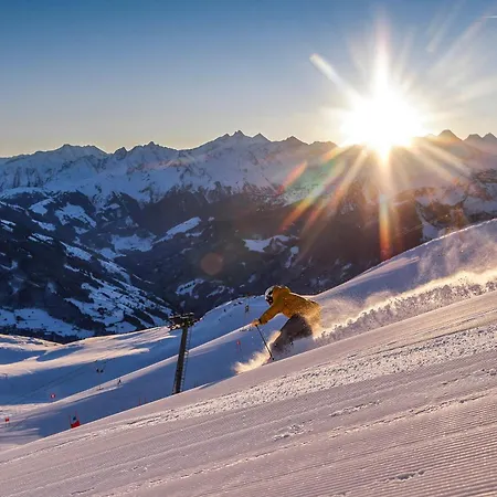 Zillertal Suites Fuegen By Alps Resorts-2