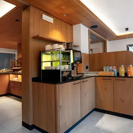 Hotel Garni Morene-3