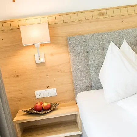 Alpin Hotel Sonnblick-2