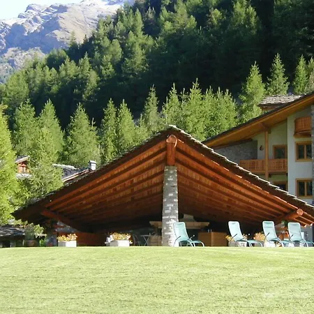 Eco Wellness Hotel Notre Maison-2