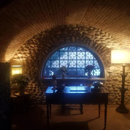 ANTICA VILLA - Guest House&Hammam - Servizi come un Hotel a Cuneo-2