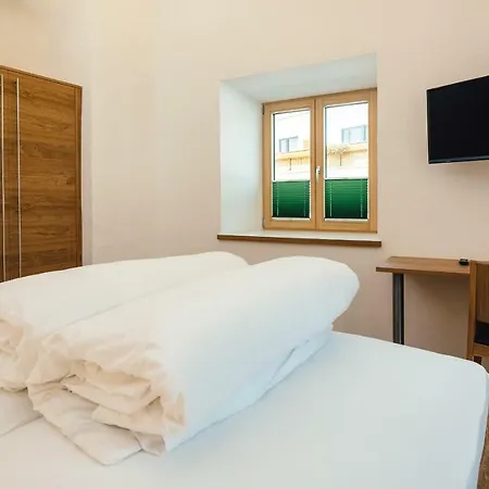 Nowders Apartments-3