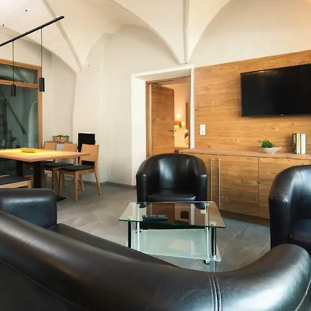Nowders Apartments-2