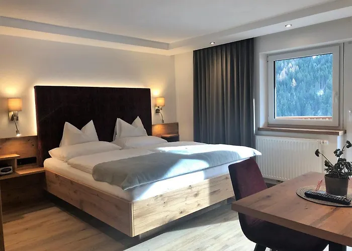 Garni Central - Zimmer - Studios