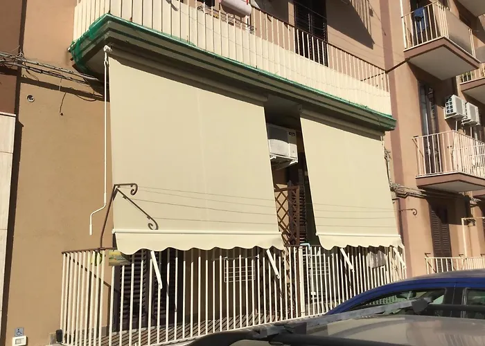  La Triade